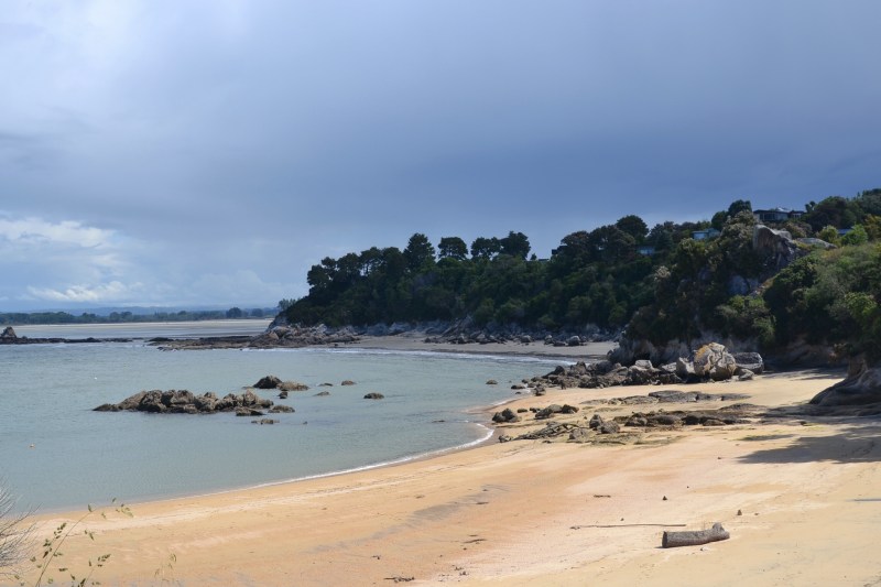 0FB4B304-FBC3-437C-AA7C-4480954E1036