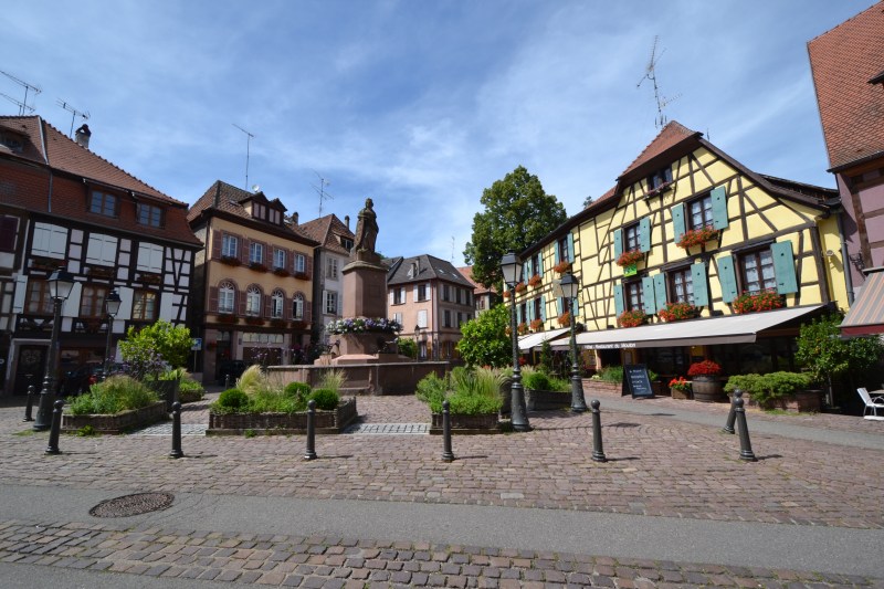 45043015-DDB6-45AB-9E70-66743B9BF2CC