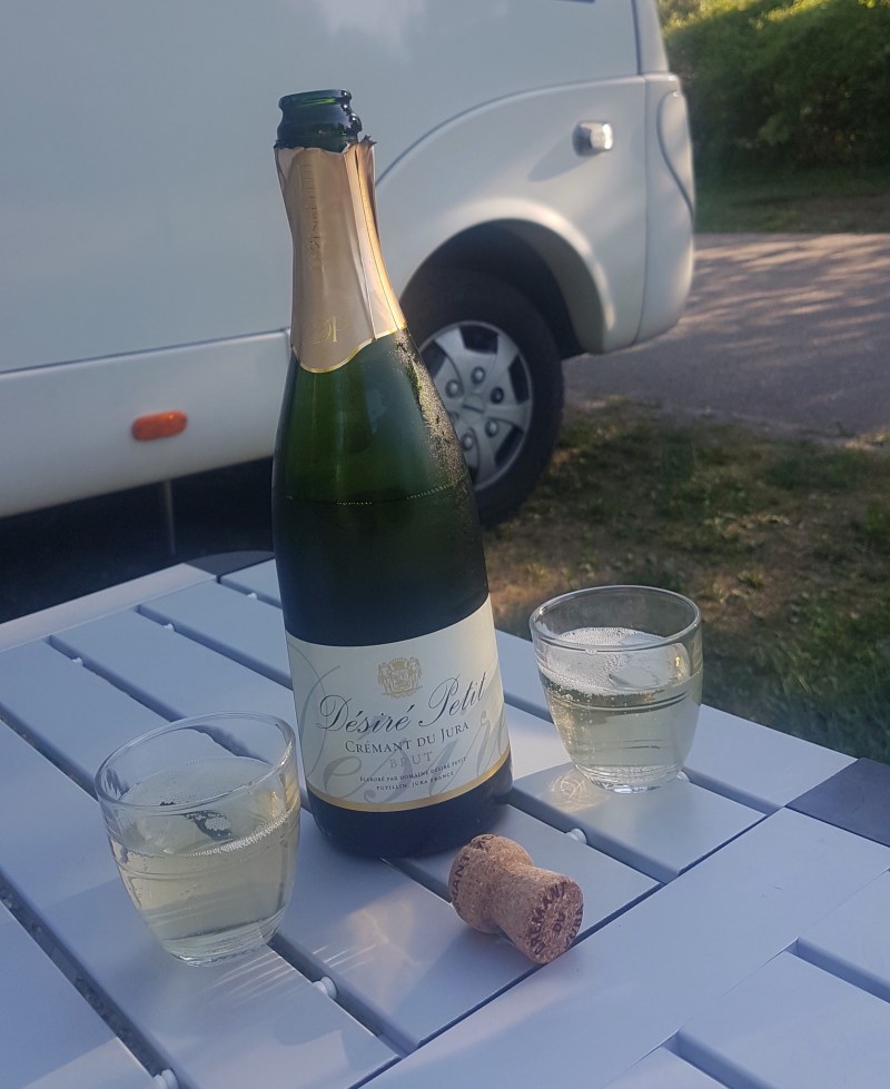 E48D56C3-DA80-41E9-88E8-C5917E2DEF7E